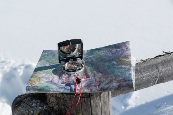 Профессиональный зеркальный компас SUUNTO MC-2 G